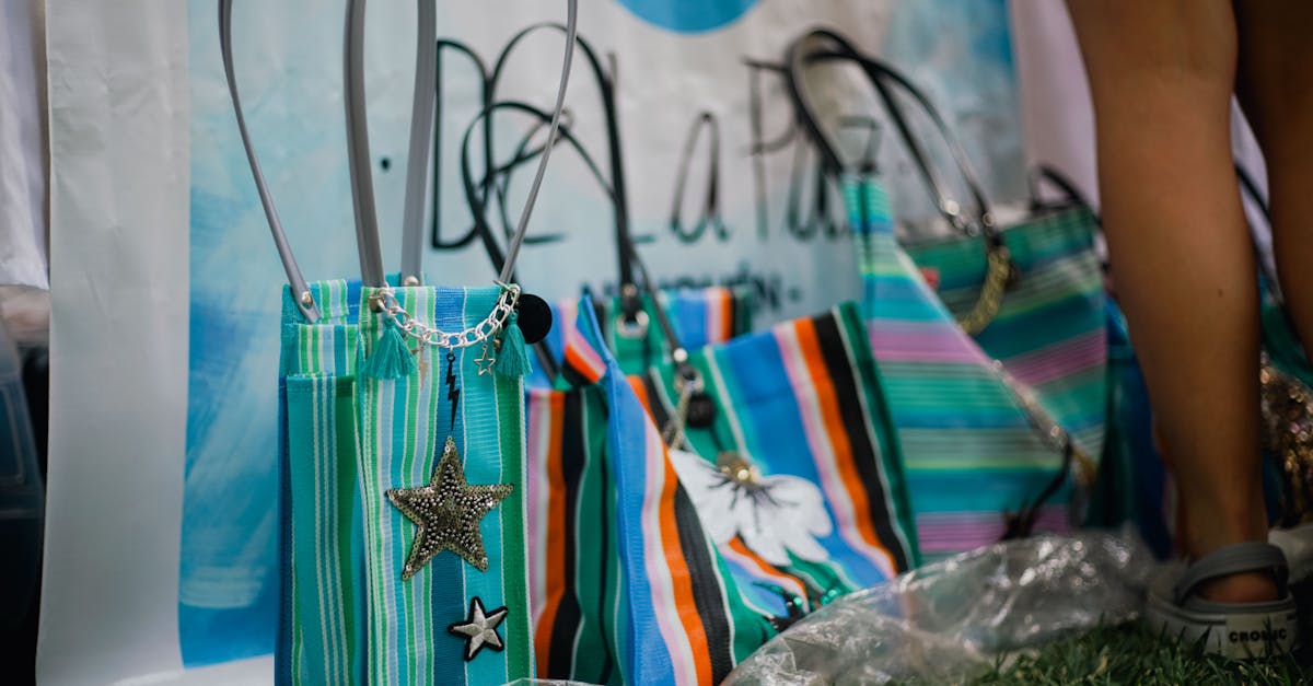 Best Canvas Bags Malaysia: Eco-Friendly, Stylish & Durable Choices